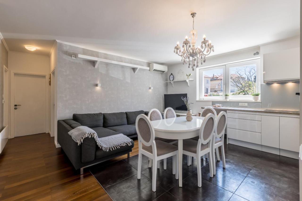 Central Park Apartment With Terrace Split Luaran gambar