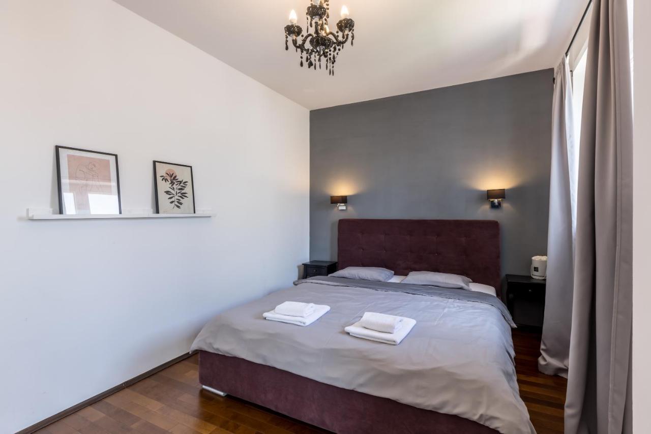 Central Park Apartment With Terrace Split Luaran gambar