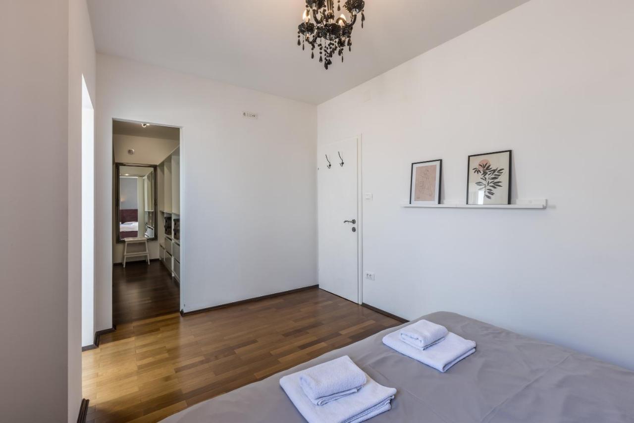 Central Park Apartment With Terrace Split Luaran gambar